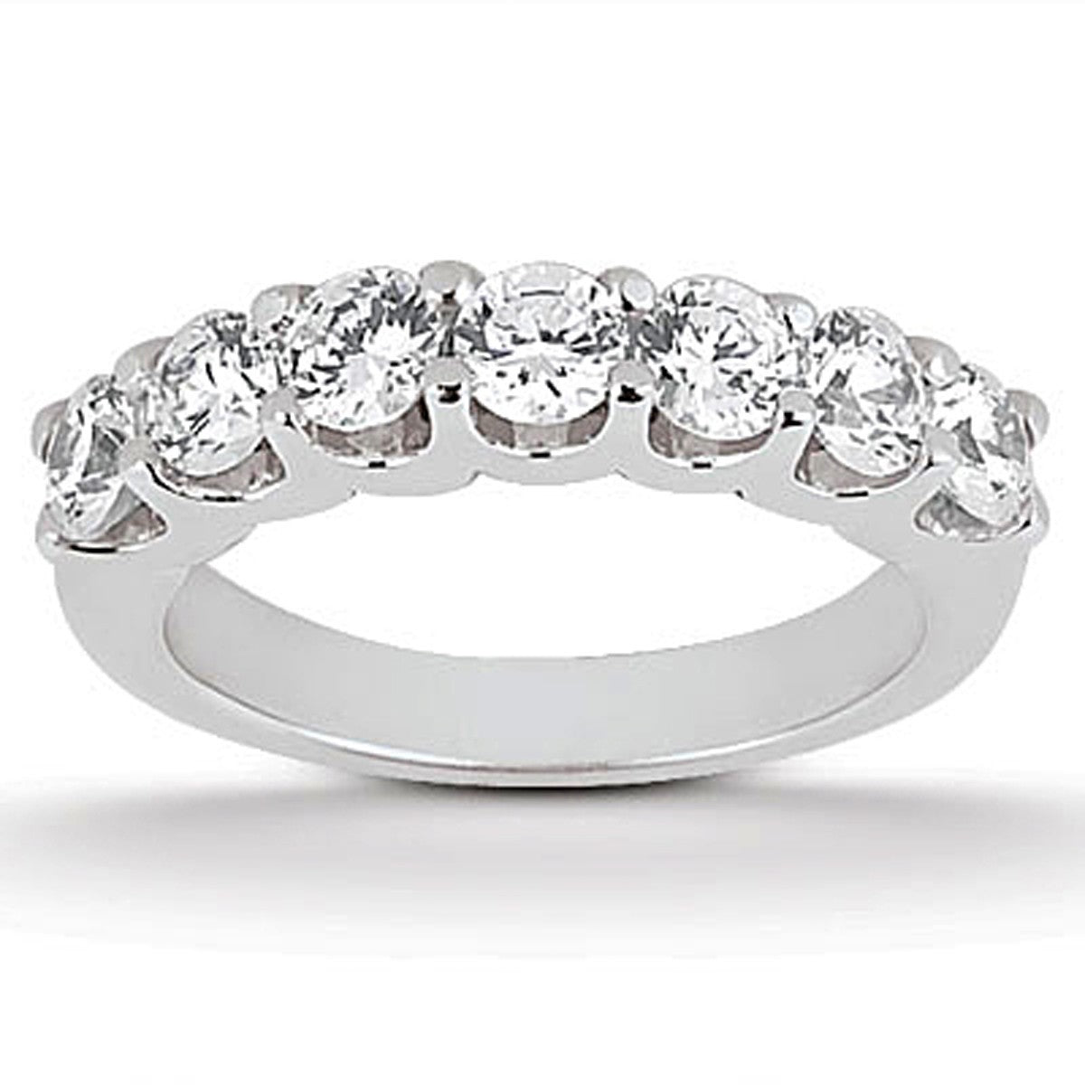 Size: 4.5 - 14k White Gold Diamond Scalloped Shared U Prong Setting Wedding Ring Band