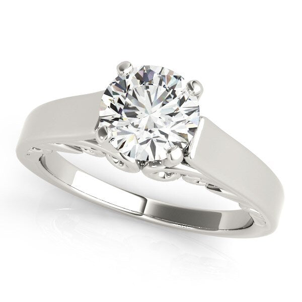 Size: 4.5 - 14k White Gold Antique Style Solitaire Round Diamond Engagement Ring (1 cttw)