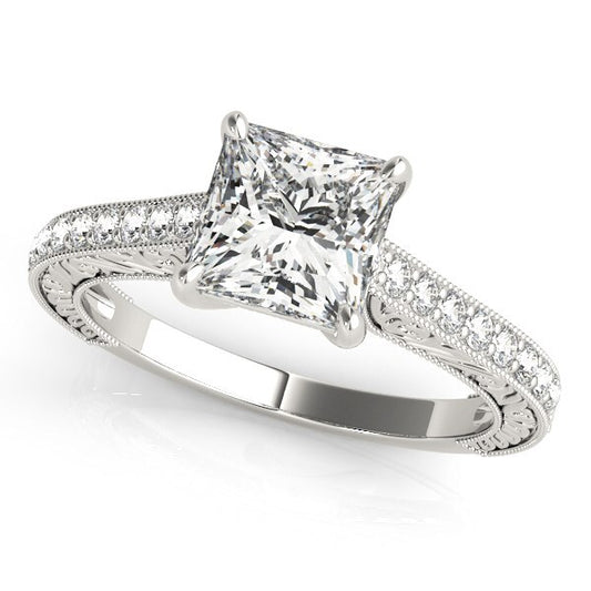 Size: 3.5 - 14k White Gold Princess Cut Diamond Engagement Ring (1 1/4 cttw)