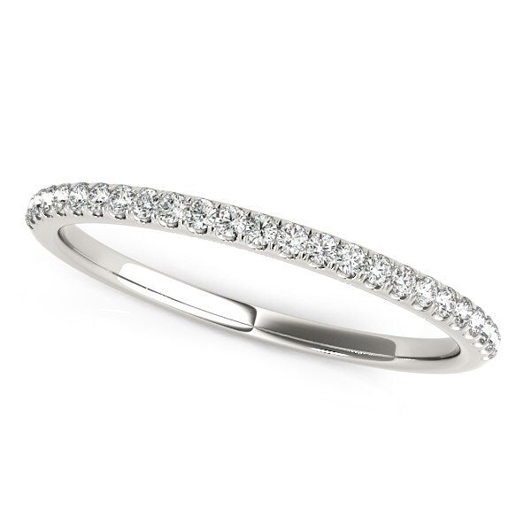 Size: 9 - 14k White Gold Diamond Wedding Band in Pave Setting (1/8 cttw)