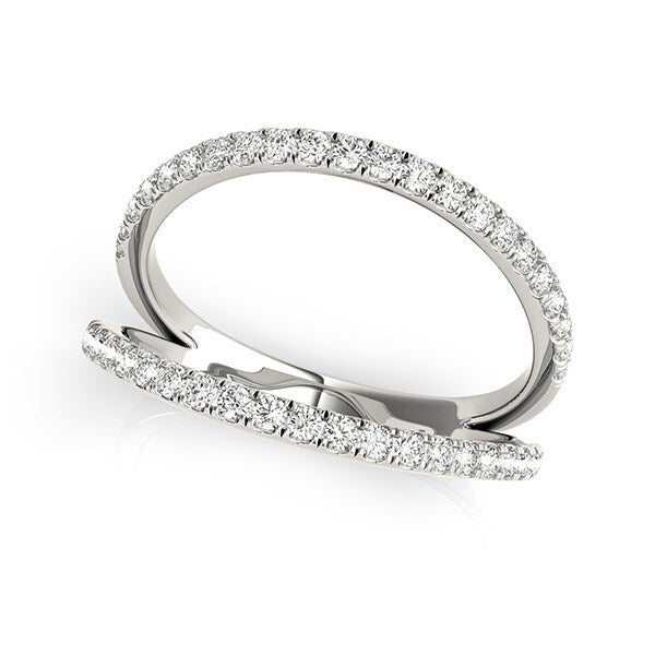 Size: 6.5 - 14k White Gold Diamond Split Band Ring (1/4 cttw)