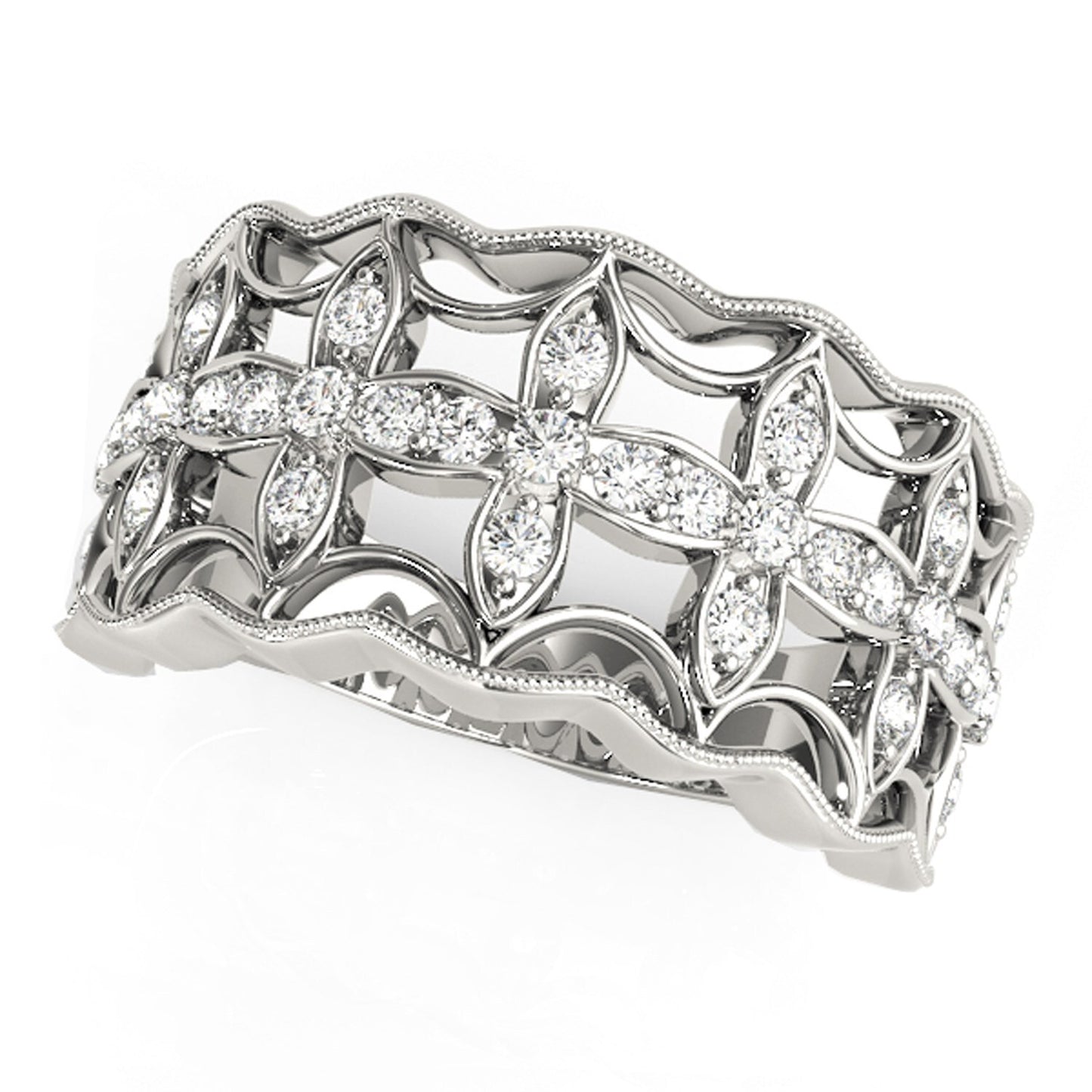 Size: 4 - Diamond Studded Four Leaf Clover Motif Ring in 14k White Gold (1/4 cttw)