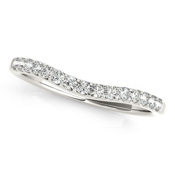 Size: 5.5 - 14k White Gold Round Pave Setting Curvy Diamond Wedding Band (1/4 cttw)