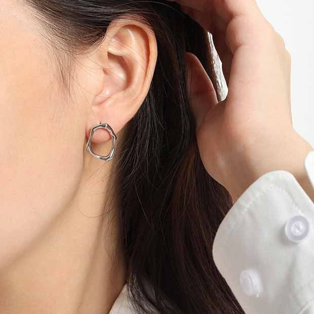 Elegant Hollow Irregular Circle 925 Sterling Silver Stud Earrings