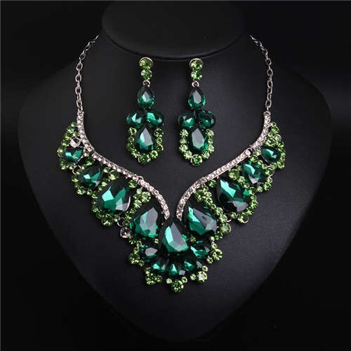 Elegant and Noble Style Bling Crystal Design Wedding/ Party Necklace and Earrings Set - Green