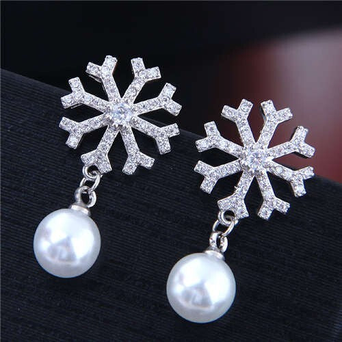 Snowflake with Pearl Pendant Korean Fashion Women Copper Costume Earrings